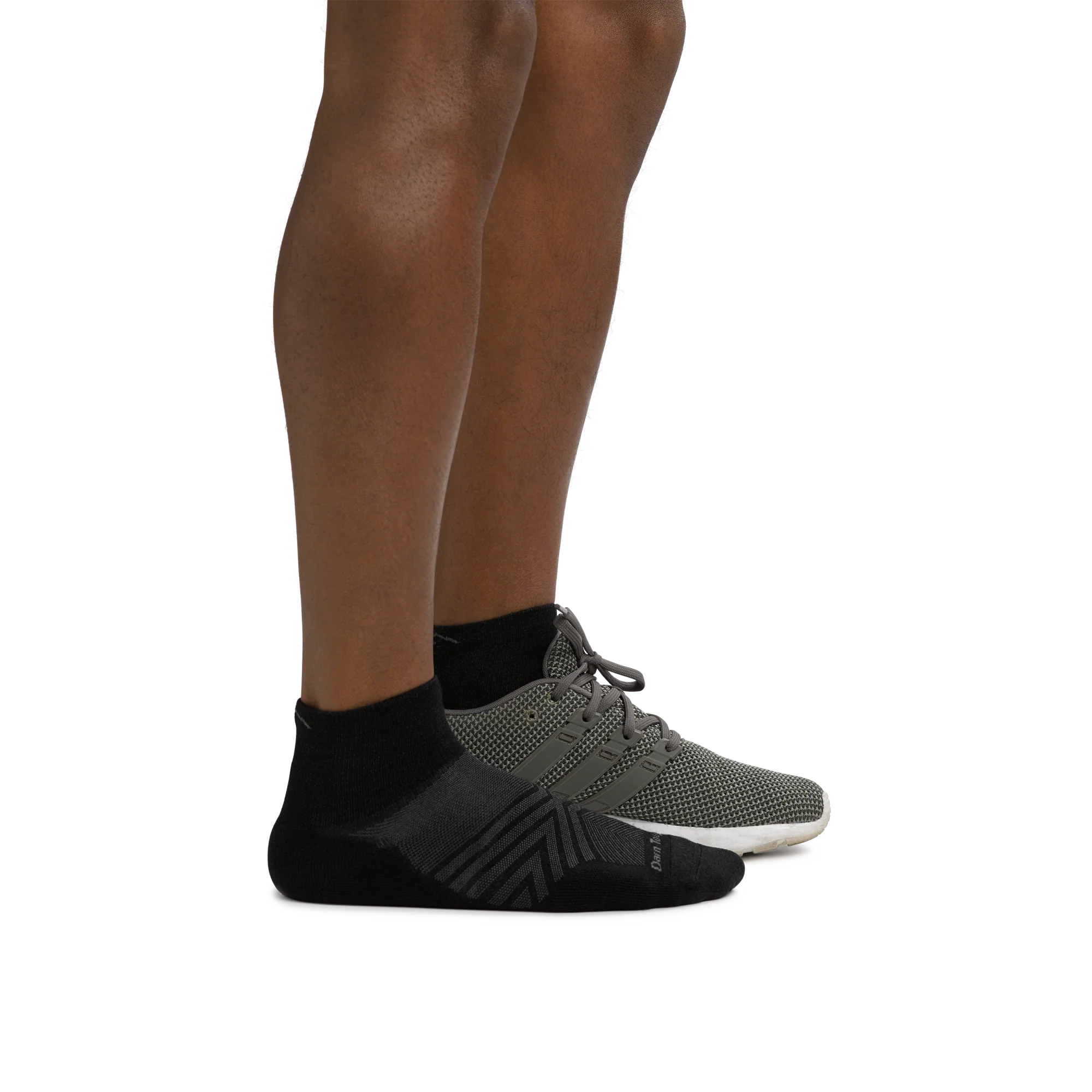 Men's Coolmax® Run Quarter Ultra-Lightweight Running Socks - Image 3