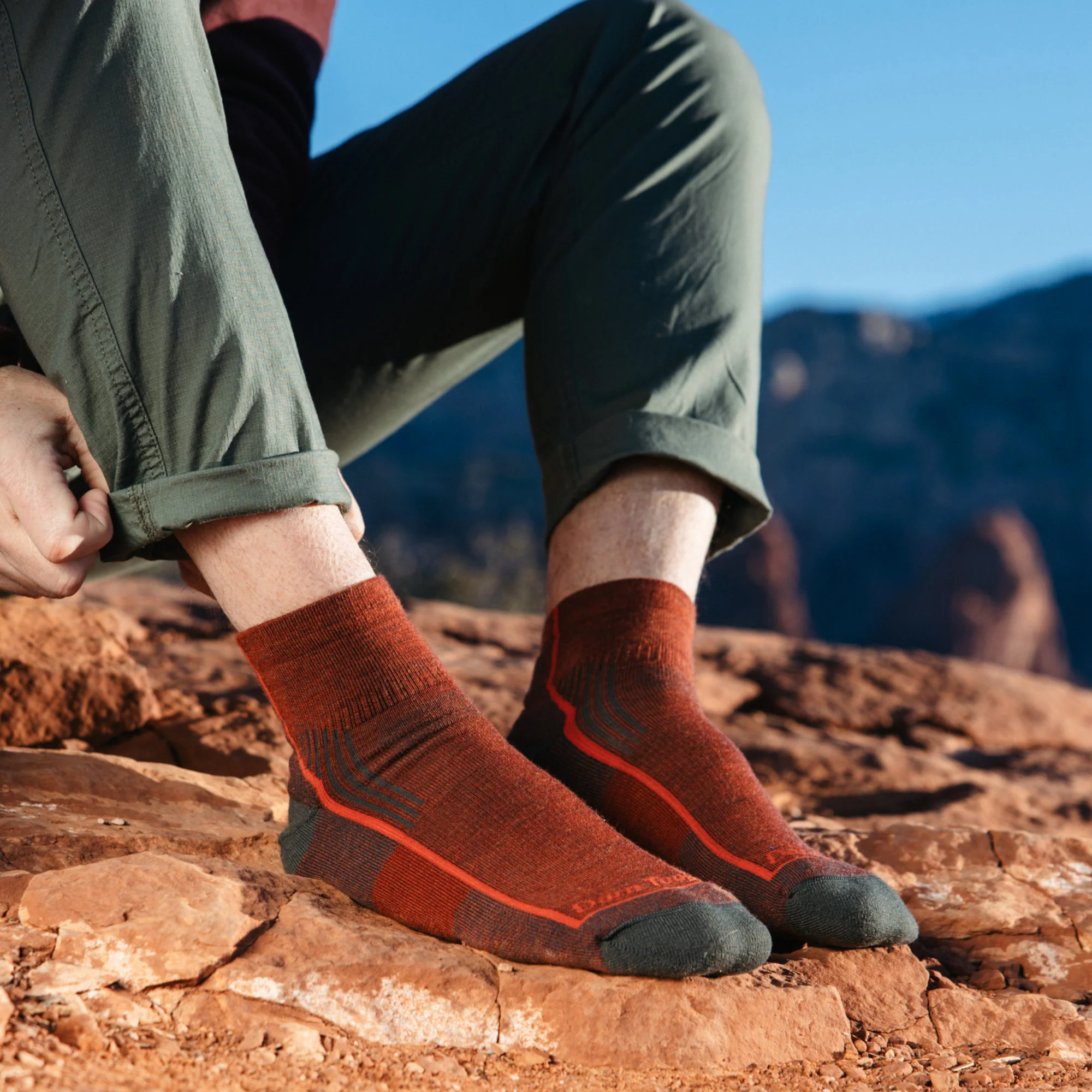 Men's Hiker Quarter Midweight Hiking Socks- Last Chance - Image 3