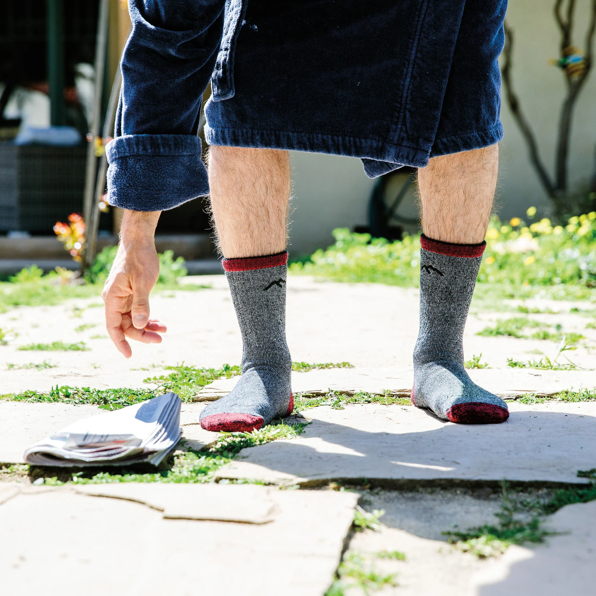 Men's Mountaineering Micro Crew Heavyweight Hiking Socks - Image 12
