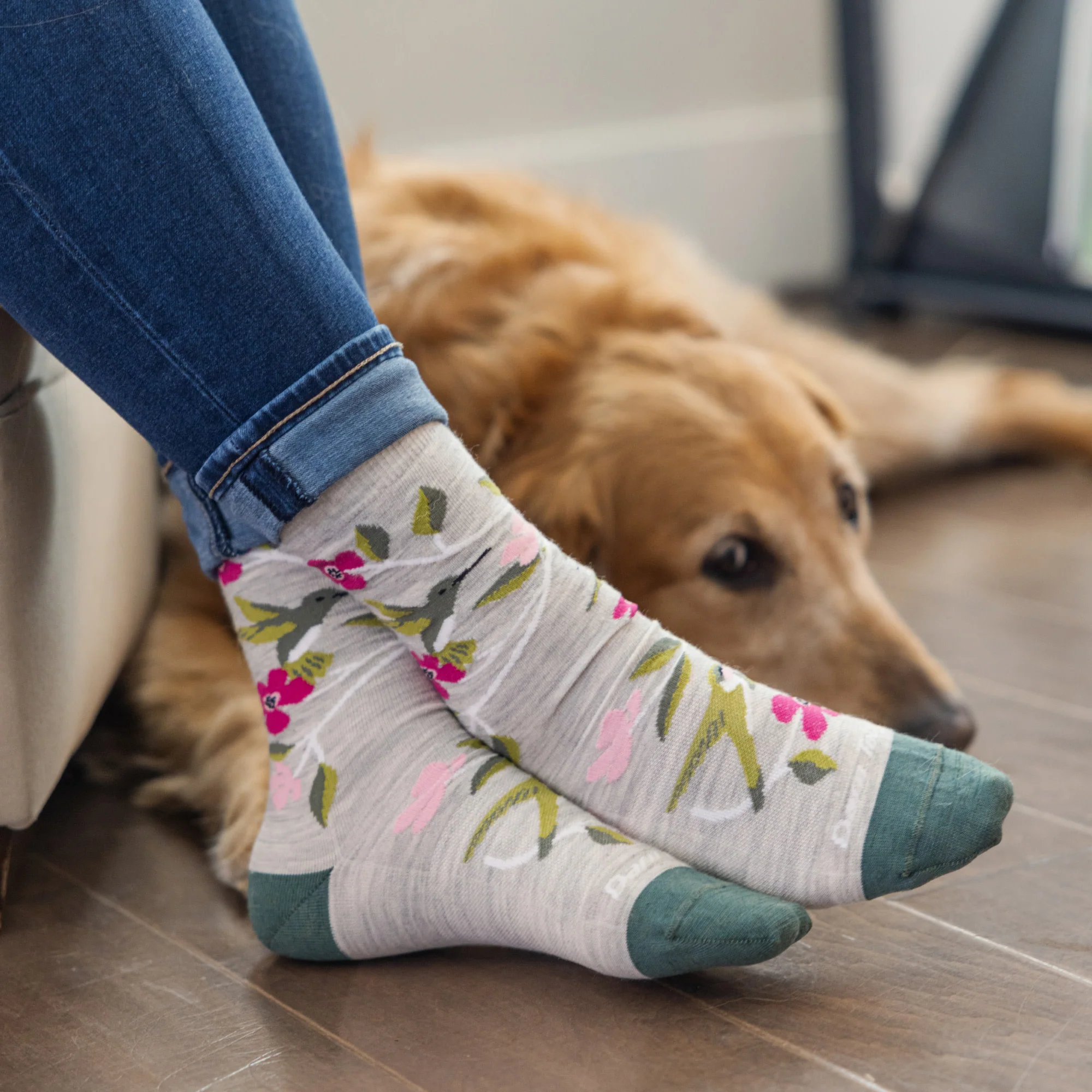 Women's Birds Of A Feather Crew Lightweight Lifestyle Socks - Image 3