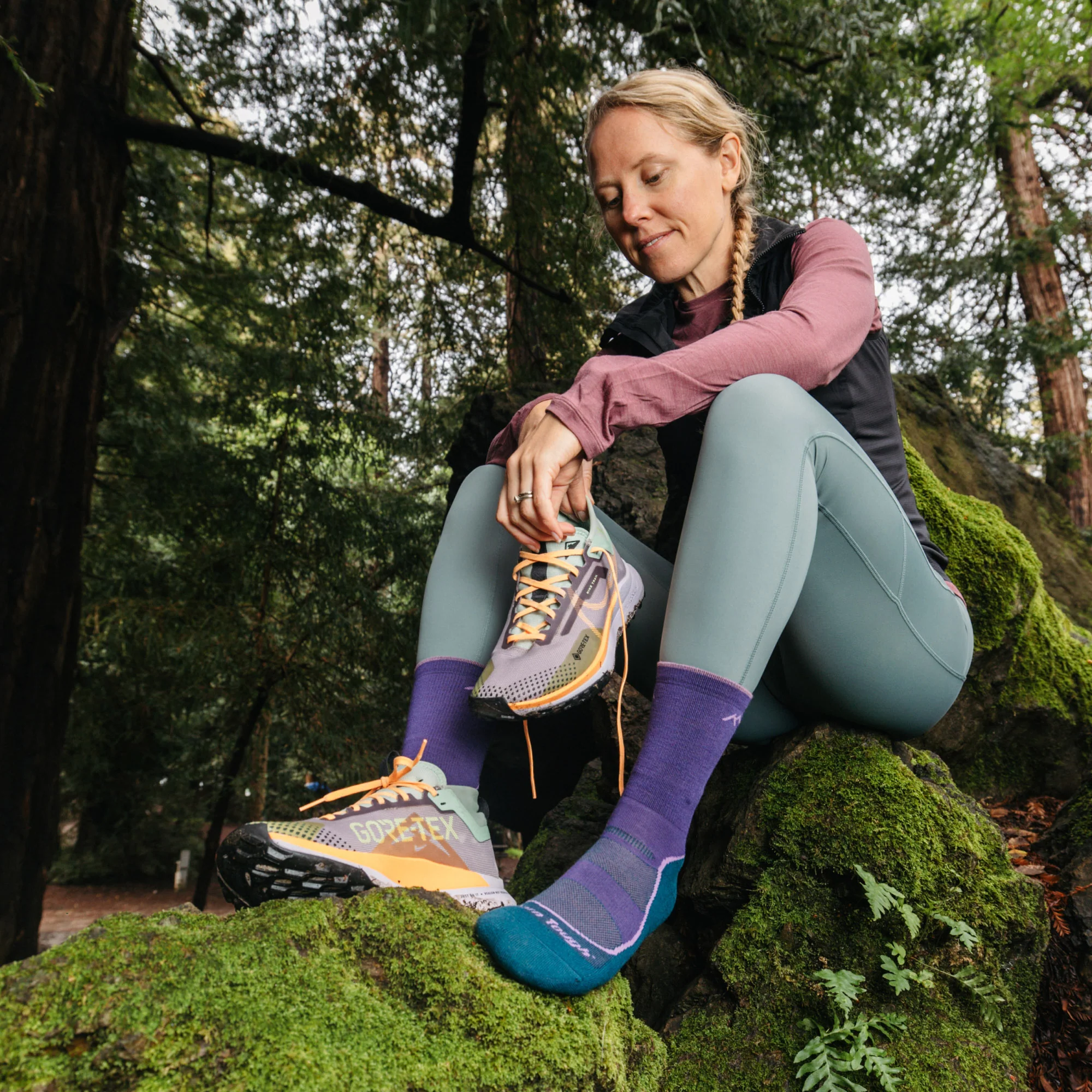 Women's Light Hiker Micro Crew Lightweight Hiking Socks - Image 3