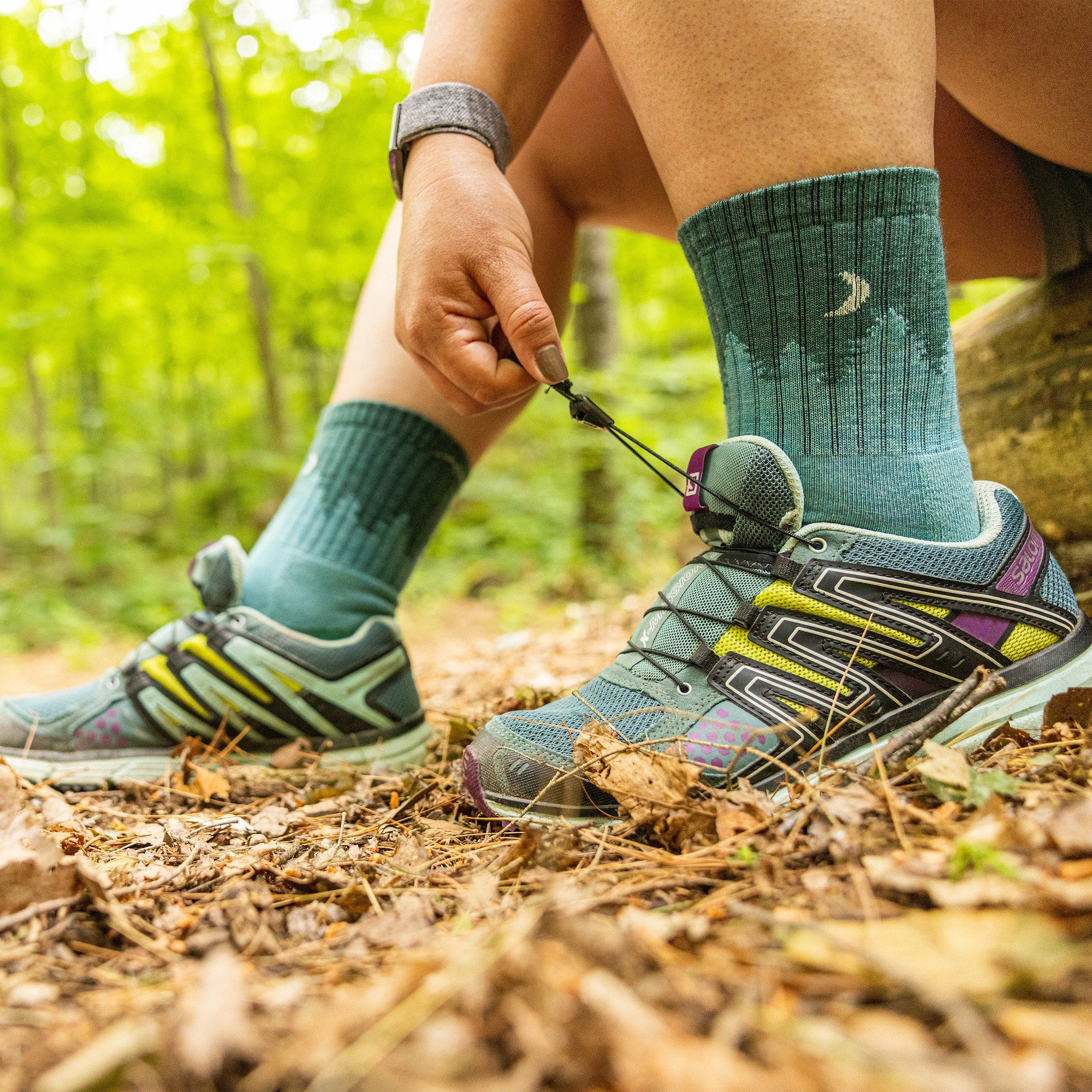 Women's Treeline Micro Crew Midweight Hiking Socks - Image 15
