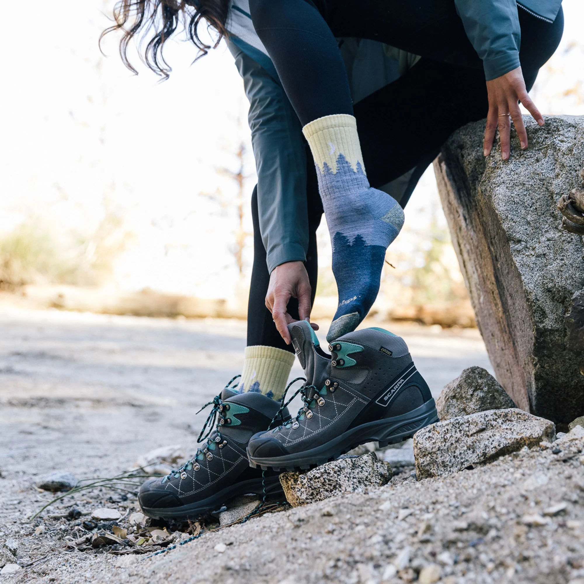 Women's Treeline Micro Crew Midweight Hiking Socks - Image 8